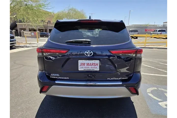 $31885 : Toyota Highlander 2021 AWD P image 5