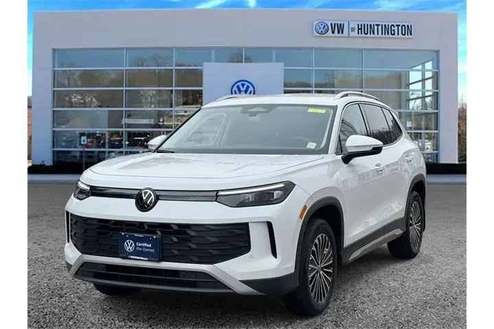 $28950 : Volkswagen Tiguan 2025 AWD S image 2