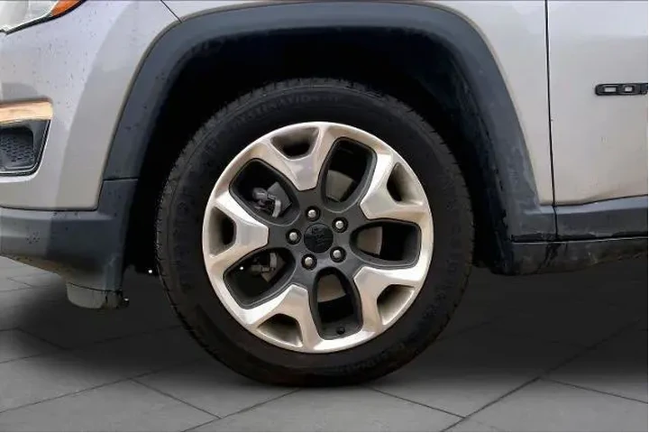 $11788 : Jeep Compass 2019 Latitude 4 image 10