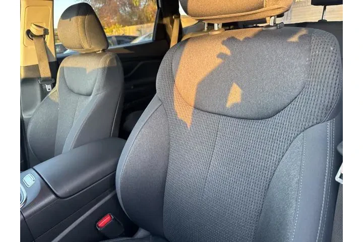 $22991 : Hyundai SANTA FE 2022 AWD SE image 6