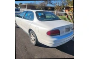 $1500 : 2000 OLDSMOBILE INTRIGUE2000 thumbnail