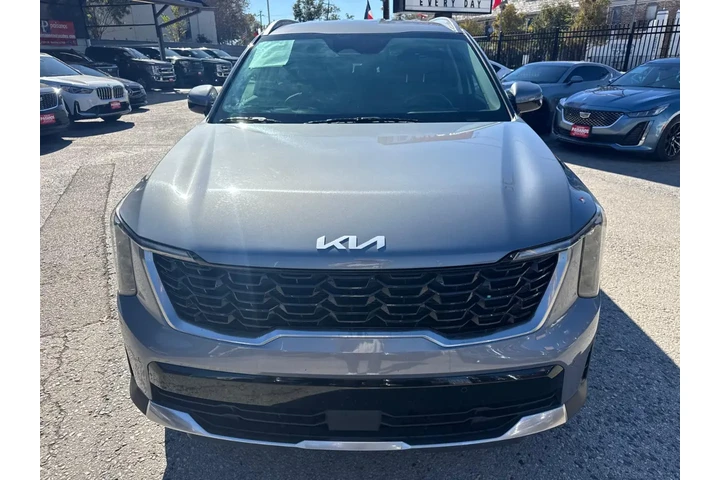 2024 Sorento S 2WD image 2