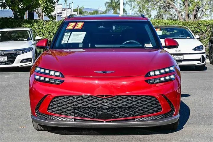 $32000 : Genesis GV60 2023 AWD Perfor image 2