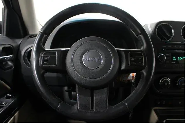 $10982 : Jeep Patriot 2016 Latitude 4 image 8