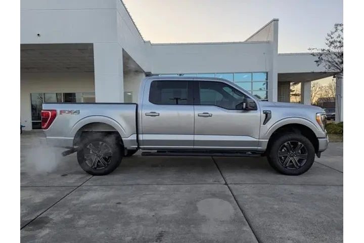 $39974 : Ford F-150 2021 4x4 XLT 4dr image 8