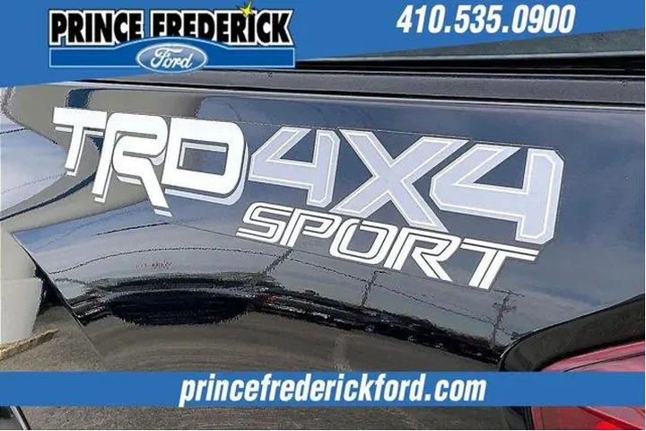 $31988 : Toyota Tacoma 2019 4x4 TRD P image 8