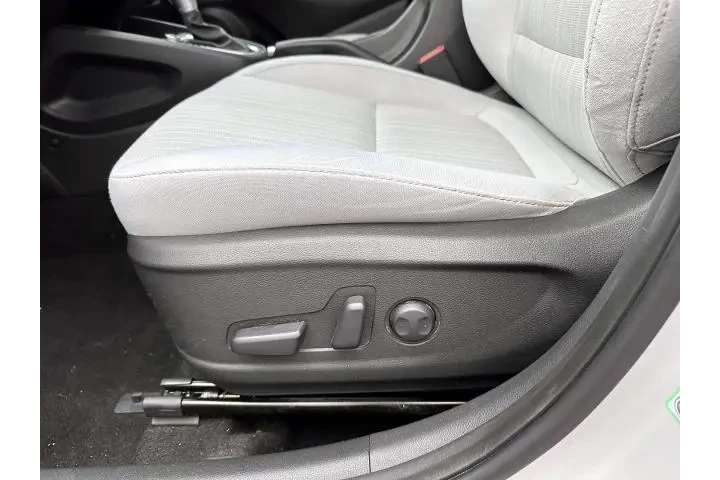 $18999 : Hyundai KONA 2023 AWD SEL 4d image 10