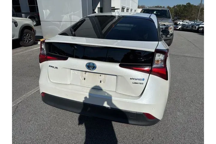 $17117 : Toyota Prius 2021 L Eco 4dr image 3