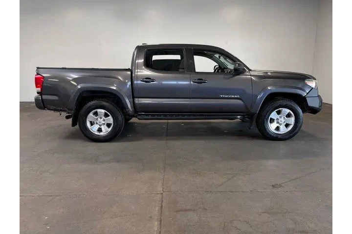 $28449 : Toyota Tacoma 2016 4x2 SR5 4 image 2