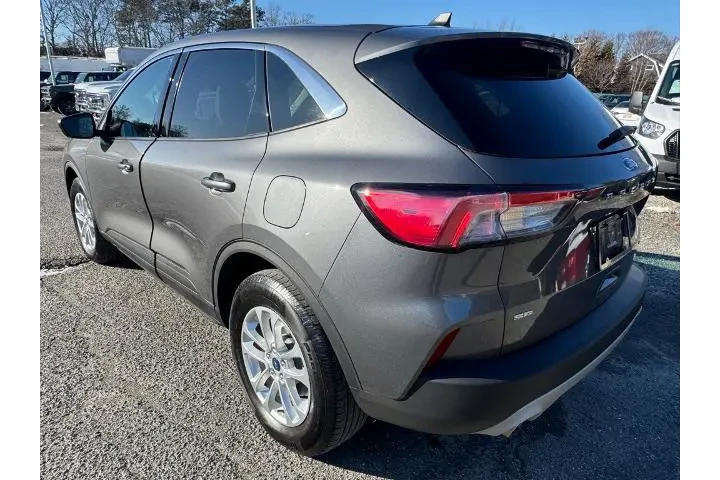 $22500 : Ford Escape 2022 AWD SE 4dr image 5