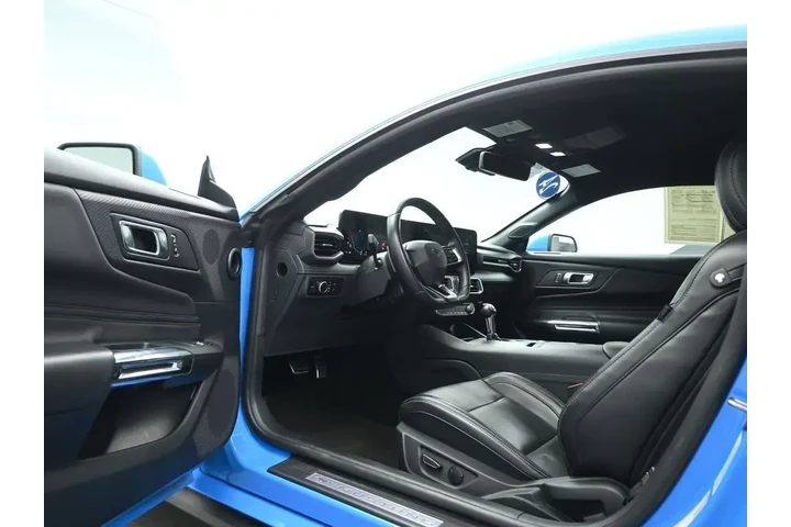 $38946 : Ford Mustang 2024 GT 2dr Fas image 9