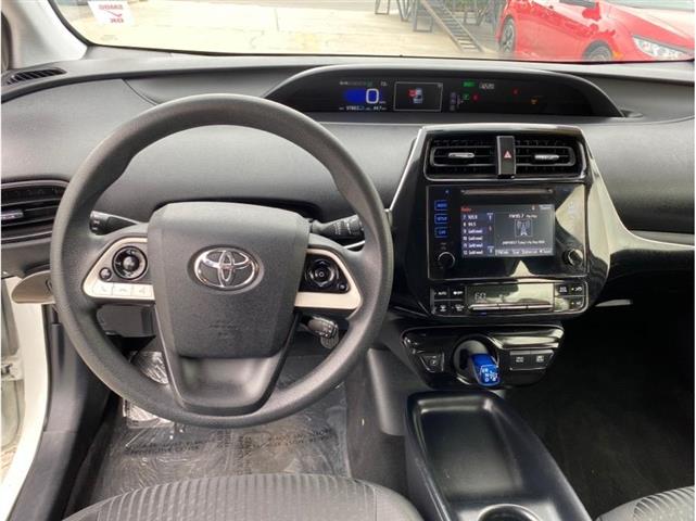 $14995 : 2016 Toyota Prius Two Hatchbac image 3
