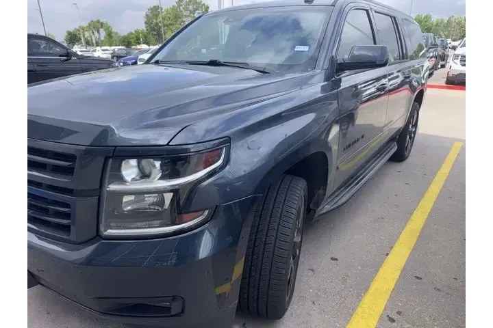$30995 : Chevrolet Suburban 2019 4x2 image 1