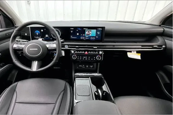 $33490 : Hyundai TUCSON 2025 AWD Limi image 6