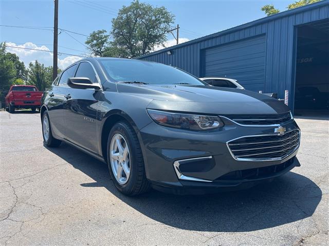 $12886 : 2017 Malibu LS, ONE OWNER, GR image 4