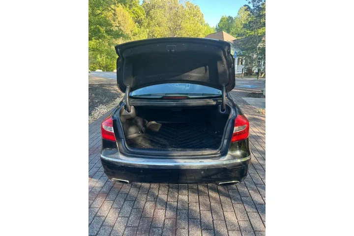 $5999 : 2012 Genesis 5.0L R-Spec image 5