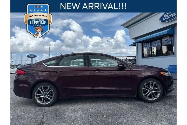 $10696 : Ford Fusion 2017 AWD SE 4dr image 1