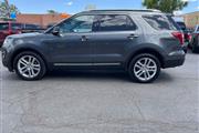 $15288 : 2016 Explorer XLT, CLEAN CARF thumbnail