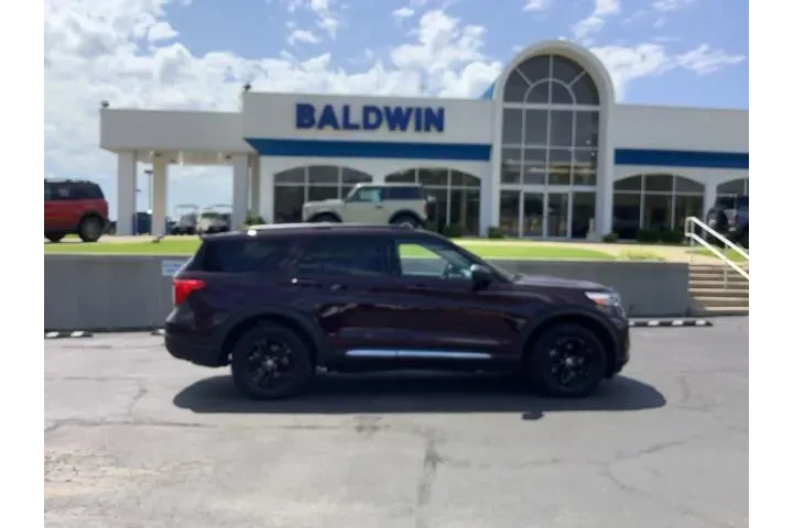 $39950 : Ford Explorer 2022 AWD XLT 4 image 8