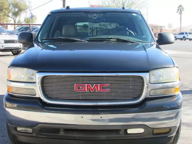 $8995 : 2005 GMC Yukon SLE image 4