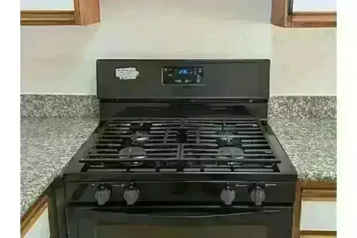 $2450 : APARTAMENTO MODERNO DE 2 RECS image 5