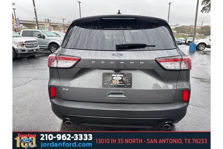 $20849 : Ford Escape 2022 SE 4dr SUV image 5