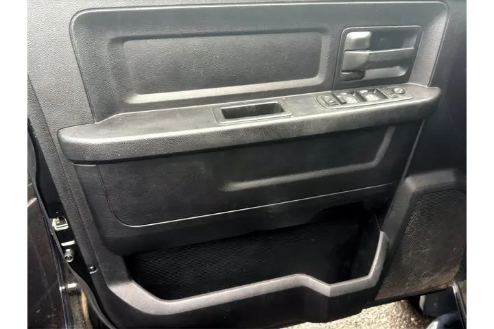 $13980 : Ram 1500 2013 4x4 Tradesman image 10