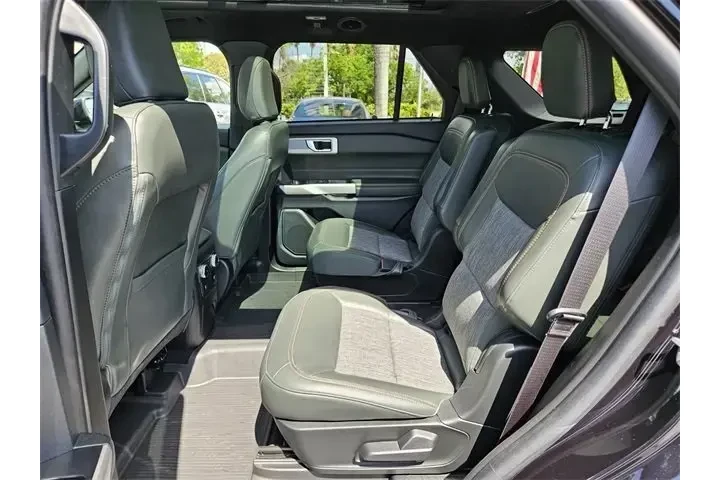 $37990 : Ford Explorer 2023 AWD Timbe image 6