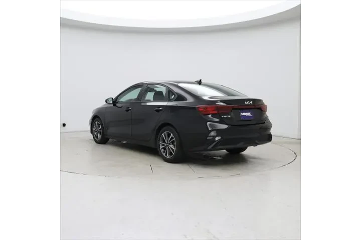 $17998 : Kia Forte 2024 LXS 4dr Sedan image 2