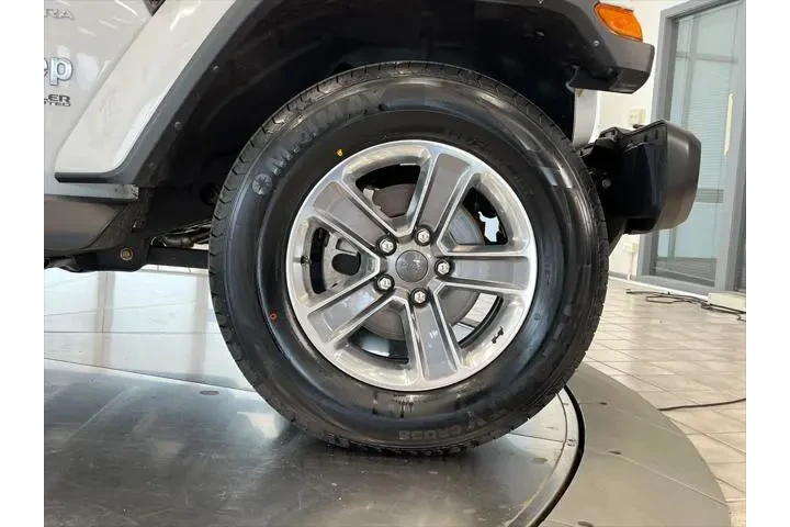 $30990 : Jeep Wrangler Unlimited 2021 image 10