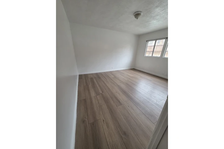 $1850 : Alhambra 1Bedroom ForRent 1850 image 1
