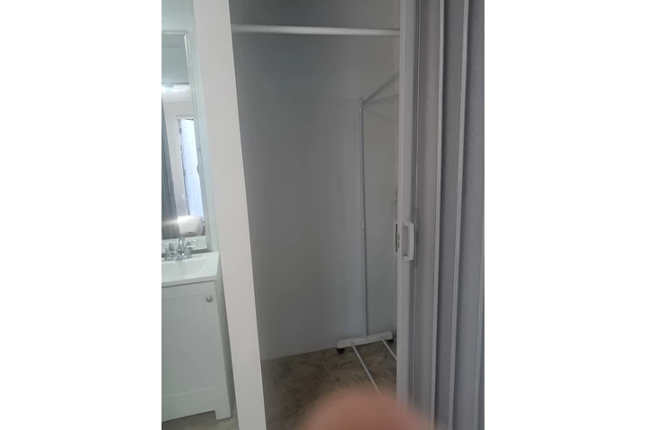 $1000 : EFFICENCE .MIAMI GARDENS image 8