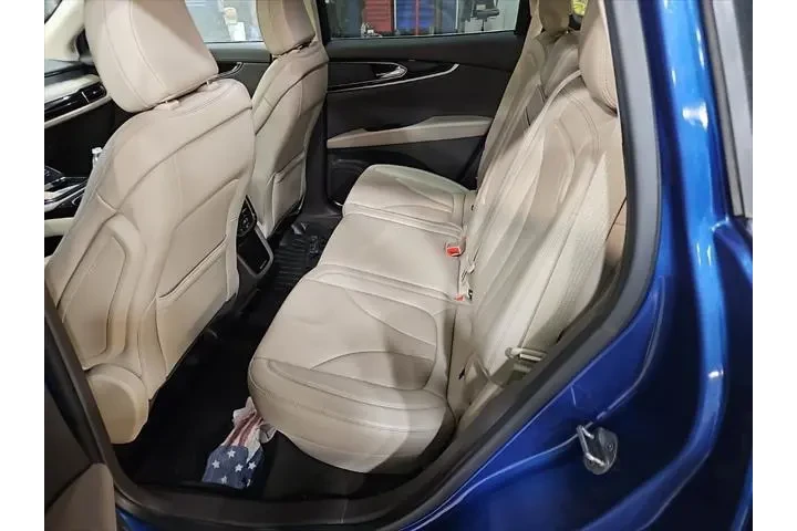 $28275 : Lincoln Nautilus 2021 AWD St image 8