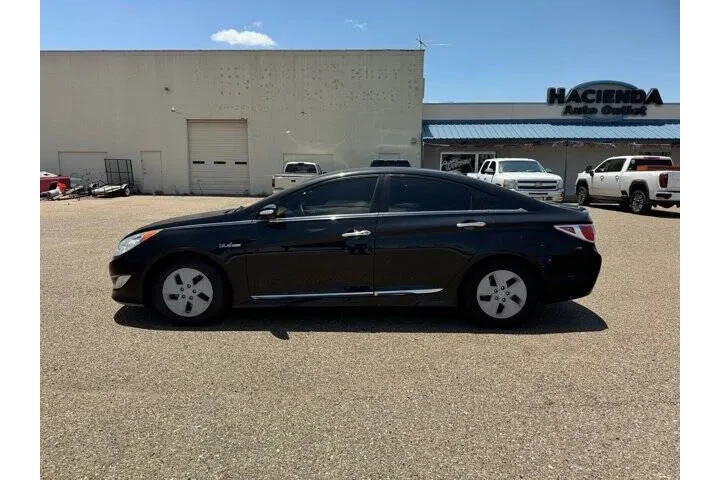 $9137 : 2012 Sonata Hybrid image 3