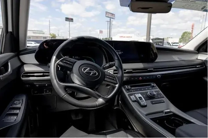 $39993 : Hyundai PALISADE 2025 AWD SE image 2