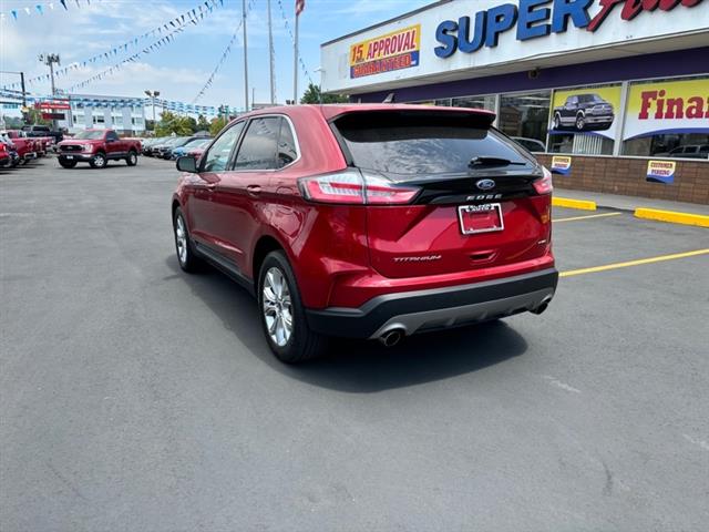 $23299 : 2021 Edge Titanium AWD image 3