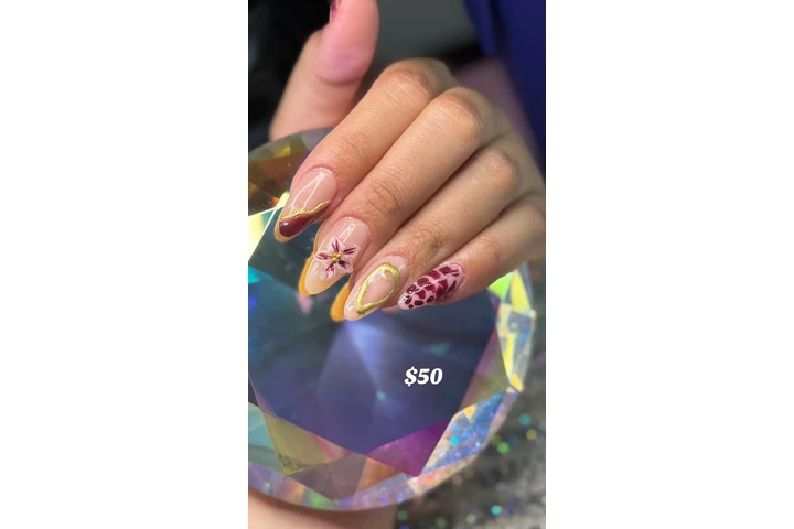 Uñas acrílicas en promoción image 4