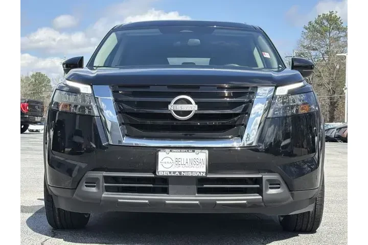 $29315 : Nissan Pathfinder 2025 AWD S image 3