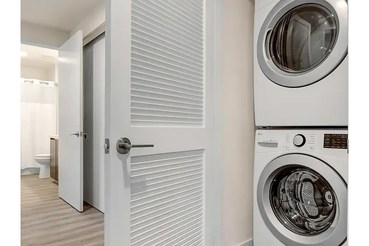 $3550 : Apartment For Rent image 8