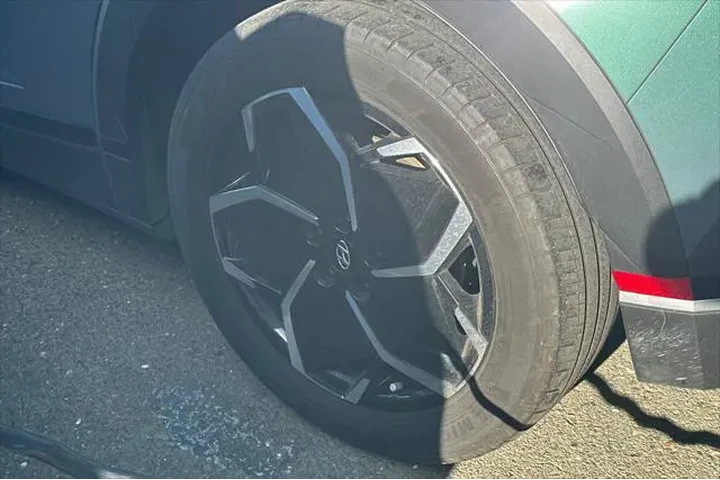 $25690 : Hyundai IONIQ 5 2024 SEL 4dr image 7