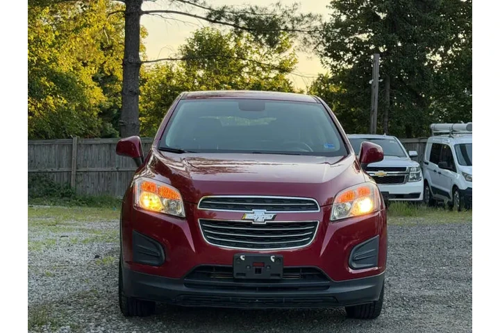 $9550 : 2015 Trax image 3