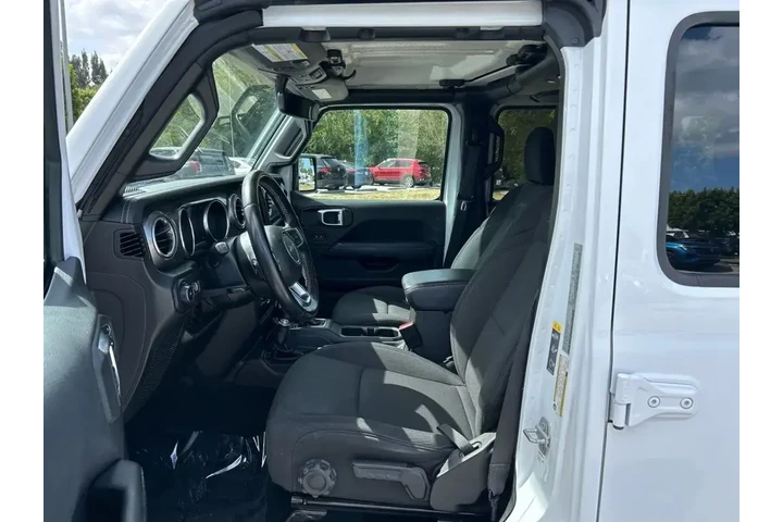 $27697 : Jeep Wrangler Unlimited 2022 image 9