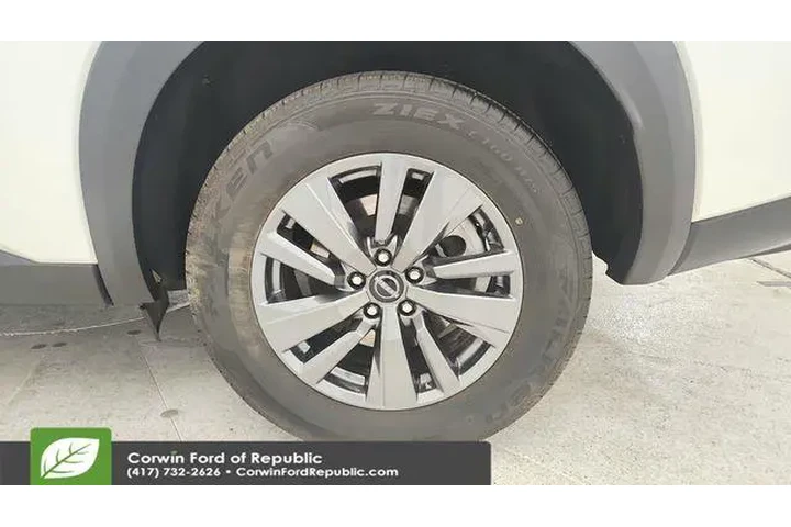 $27589 : Nissan Pathfinder 2024 AWD S image 9