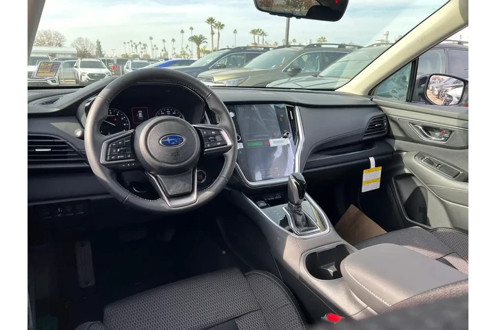 $31994 : Subaru Outback 2025 AWD Prem image 5