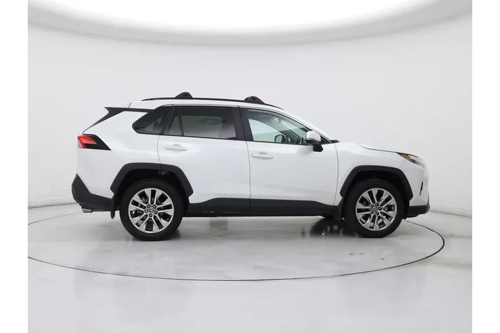 $32998 : Toyota RAV4 2023 XLE Premium image 7