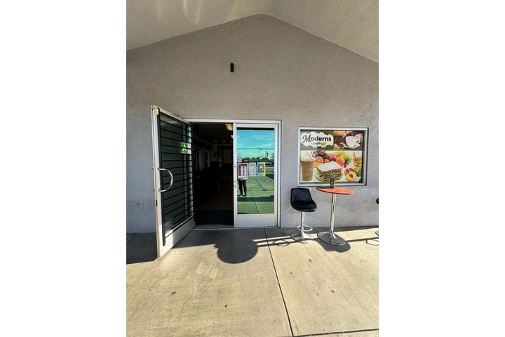 Coffe shop in a Car Wash image 1