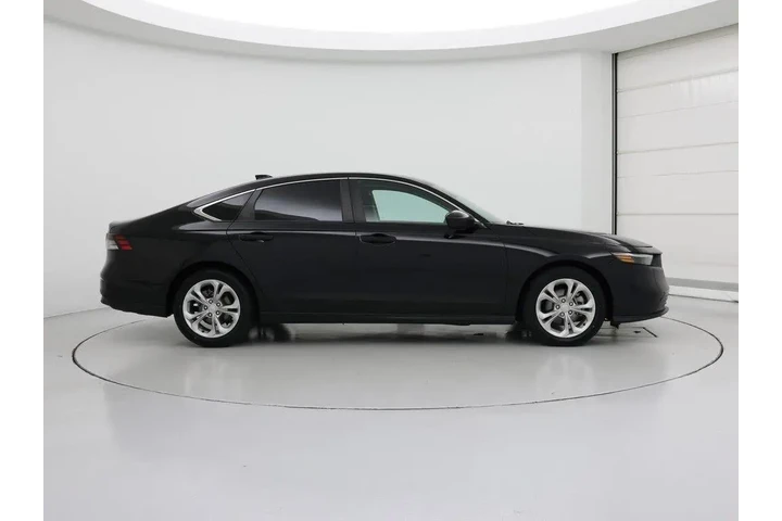 $24998 : Honda Accord 2023 LX 4dr Sed image 7