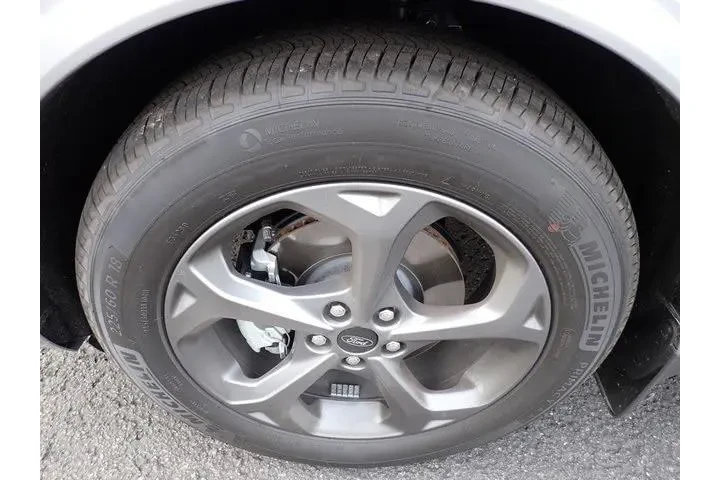 $24990 : Ford Escape 2024 ST-Line 4dr image 9