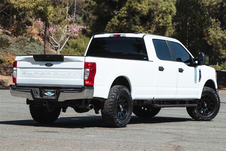 2021 Super Duty F-250 SRW XL image 6