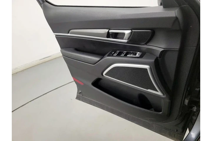 $26998 : Kia Telluride 2021 AWD LX 4d image 4